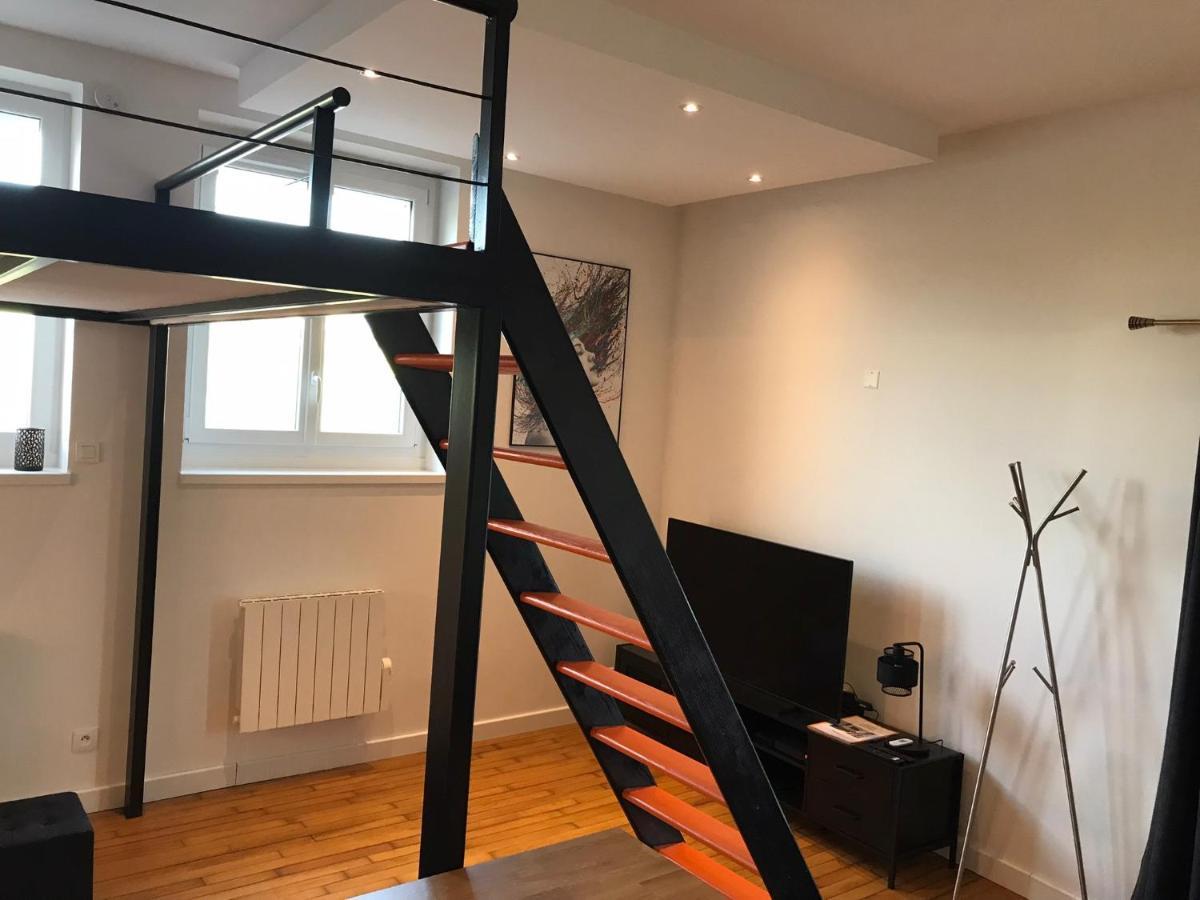 Studio - Mezzanine - Style Loft Industriel Brindas Kültér fotó